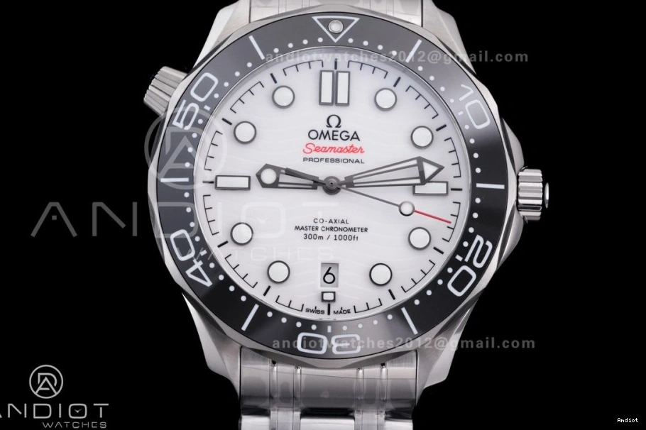 SS Super Edition 1:1 On 8806 Asian Black Bracelet Ceramic White Seamaster Dial 300M Best Clone V4 VSF Diver Bezel 1229